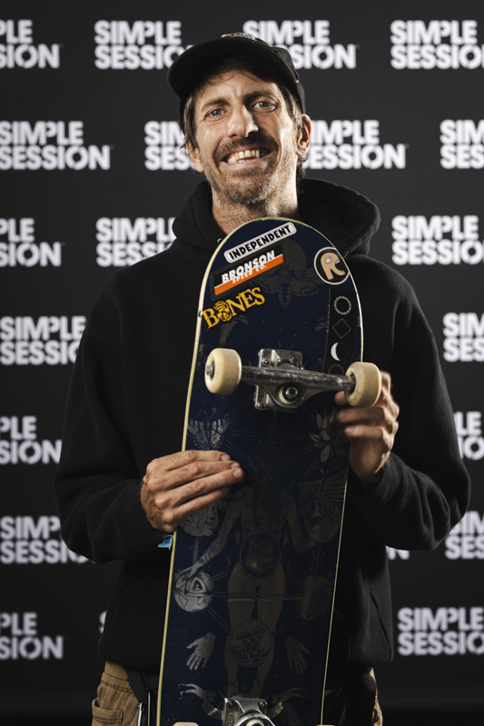 Aaron "Jaws" Homoki skateboard setup