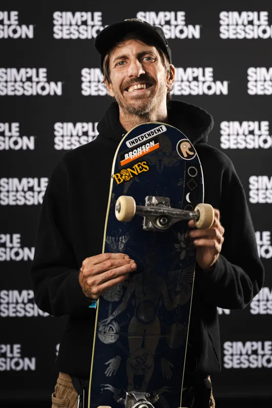 Aaron "Jaws" Homoki skateboard setup