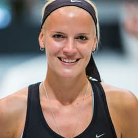 Julia Brueckler professional skateboard setup